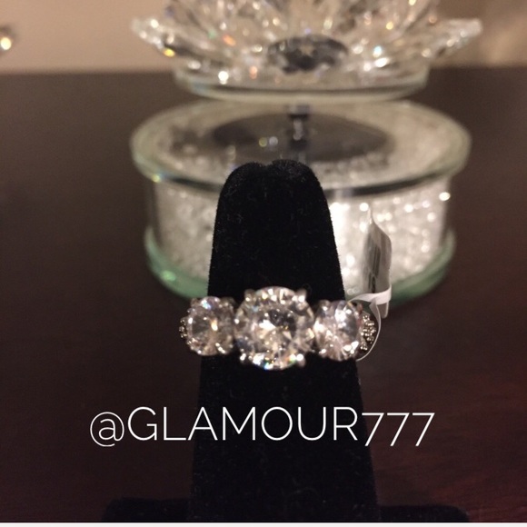 AAA CZ Stainless Steel Ring. Size 5 - Picture 6 of 7